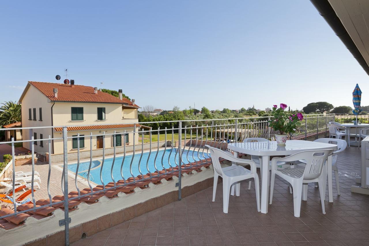 Borgo Guglielmo Aparthotel Марина ди Чечина Екстериор снимка