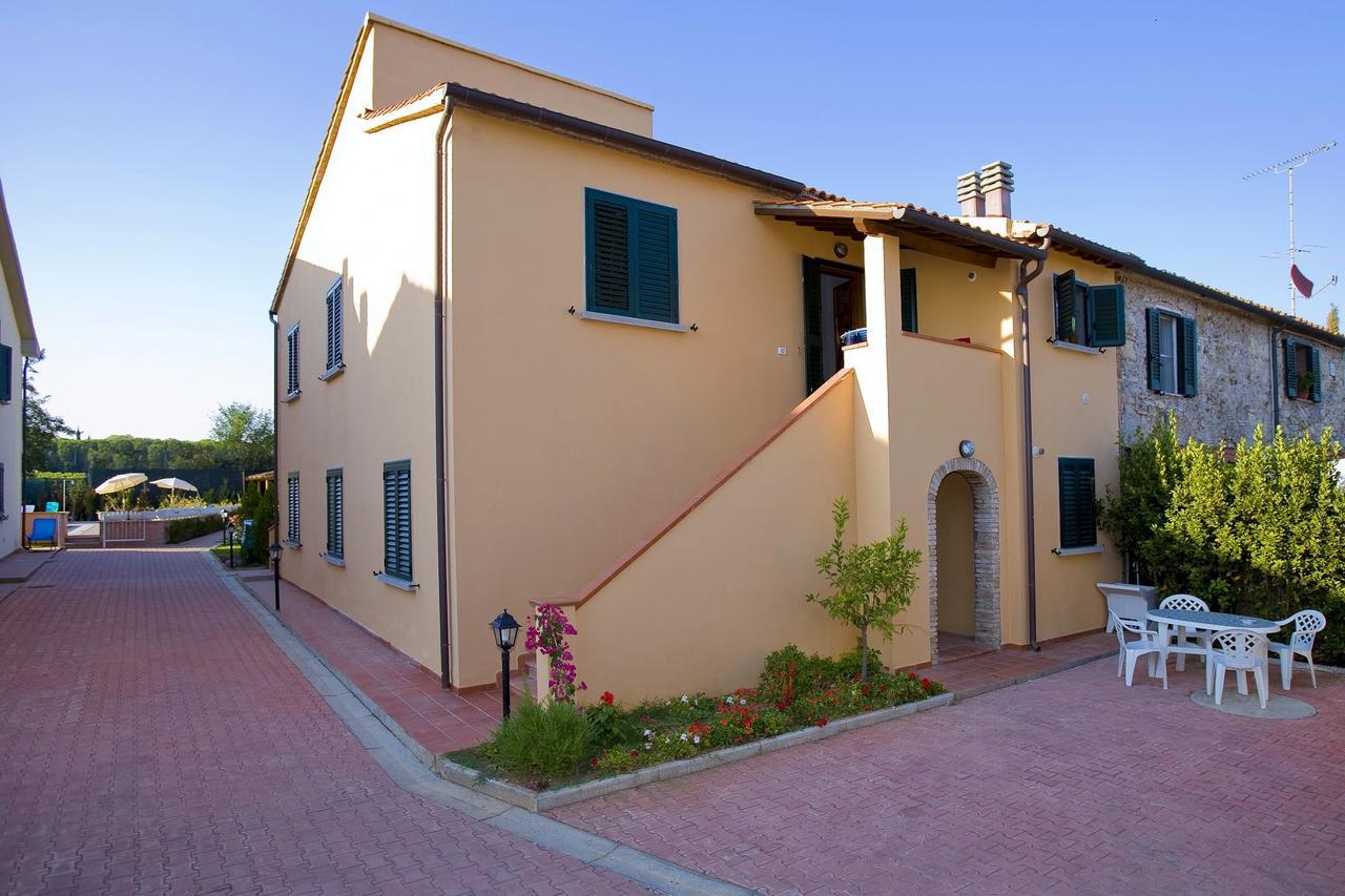 Borgo Guglielmo Aparthotel Марина ди Чечина Екстериор снимка